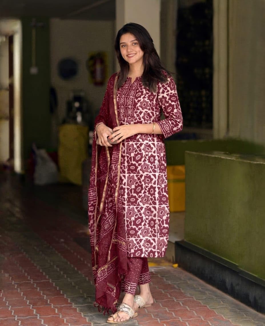 KLOSIA Women's Printed Straight Kurta and Pant with Dupatta Set