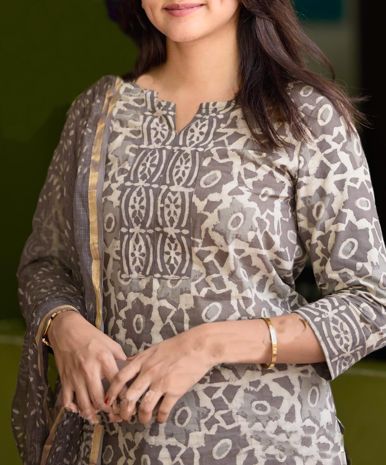 KLOSIA Women's Printed Straight Kurta and Pant with Dupatta Set