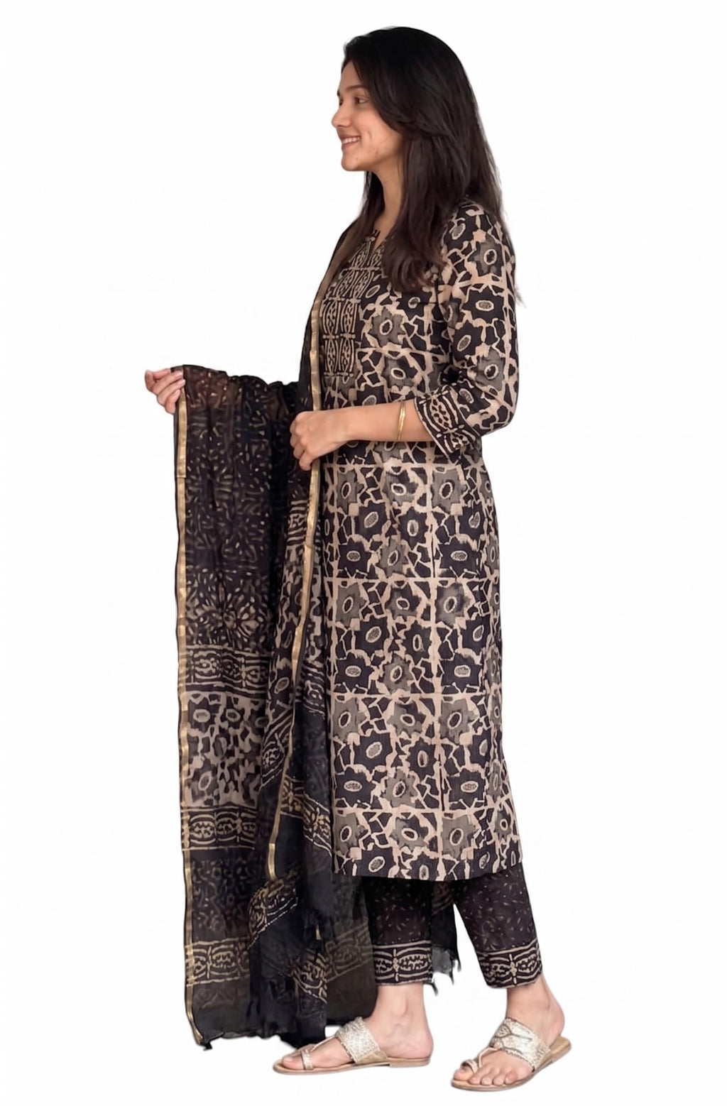 KLOSIA Women's Printed Straight Kurta and Pant with Dupatta Set