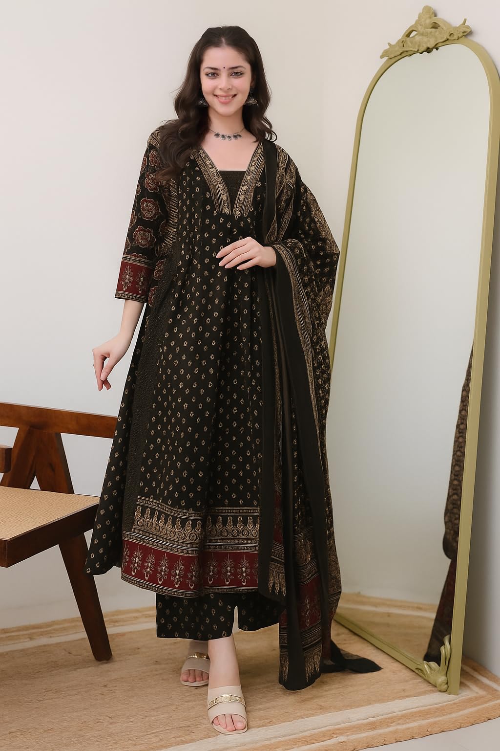 KLOSIA Women's Rayon Printed Anarkali Kurta and Pant with Dupatta Set